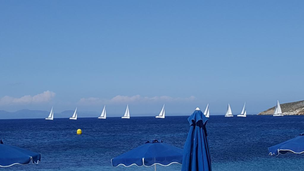 Dream Island Hotel Livadia  ภายนอก รูปภาพ